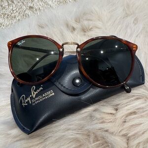 Ray-Ban Classic Brown Sunglasses